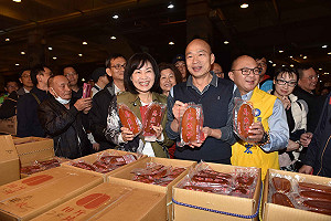 楊秋興主張假扣押陳菊 韓國瑜語保留：希望市府、企業、人民三贏