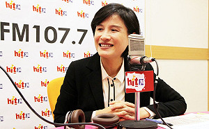 挨巴掌後  鄭麗君哽咽唸出受難者寫給未謀面女兒遺書