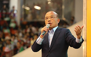 旅客帶豬肉「導遊」連坐挨罰？  蘇揆導遊、領隊傻傻分不清挨轟