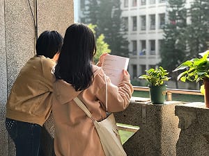 學測作文別再鸚鵡學舌　台大教授：寫出觀點就是好文章