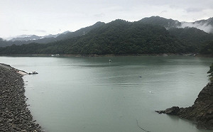 又要缺水了？石門水庫土地公廟浮出　水利署這樣說