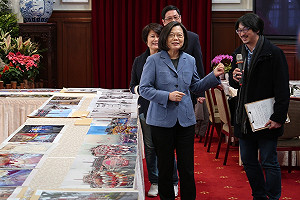 「欸，前面小姐...」 蔡英文：以前覺得攝影大哥很沒禮貌