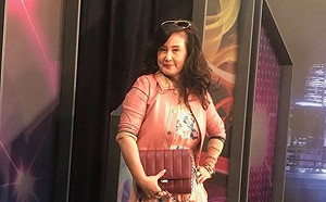 逼空姐脫褲擦屎 李文臉書爆超噁洋男曾任律師