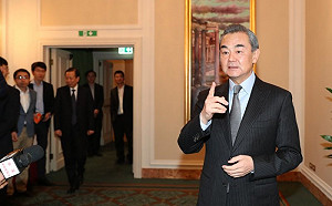 王毅稱中國永不稱霸、不擴張  要外人休管台灣港澳