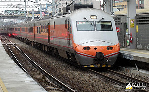 疑壓力過大！27歲男子南勢站跳軌　遭自強號撞慘死