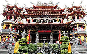 湧蓮寺國運籤出爐！ 豬年國運「上上」籤