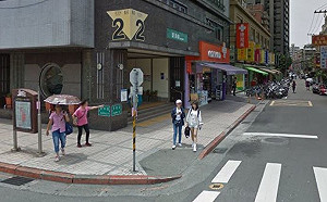 男子癱倒捷運出口椅子上死亡  警方封鎖景美站釐清中