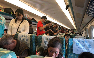 年輕孕婦嗆「買不到票」要求讓座　她讓位後見這幕傻眼