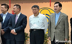 華航機師罷工  柯P：罷工若太久  政府要積極介入處理