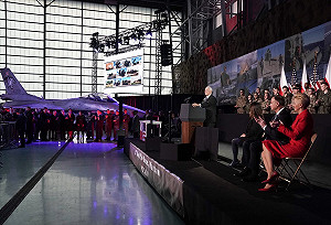 彭斯首訪波蘭：歡迎與美國聯手防範華為間諜威脅