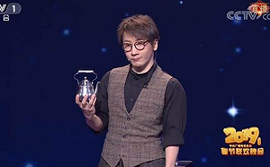 劉謙回應春晚「偷換壺」  用全家性命發誓沒有暗樁！