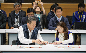 良影一二》華航機師罷工166小時 勞資官折衝全紀錄