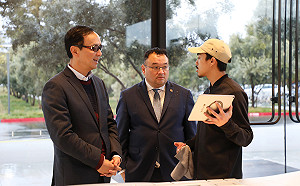 訪矽谷尋新經濟出路 朱立倫成訪Apple Park第一台灣政治人物