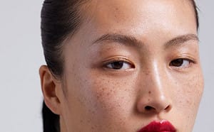 網友嫌模特兒醜扯辱華  陸官媒: 不要濫用辱華概念