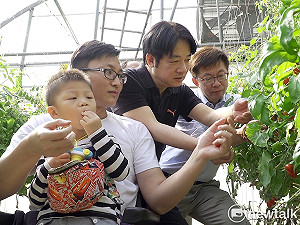 見證台南人堅韌力量 郭國文助農民一臂之力