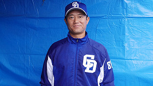 沖繩直擊／曹竣崵當教練超認真　小笠原孝肯定用心