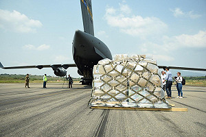 委內瑞拉變天ing  馬杜洛擋物資槍殺平民反助瓜伊多