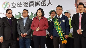 彰化立委補選》黃振彥成立秀水鄉後援會 蔡英文站台力挺