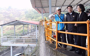 台南龍崎掩埋場案中止 蔡總統親訪勘查地景