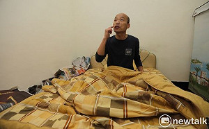 快訊》韓國瑜每月一夜宿  明睡小黃司機家聊景氣