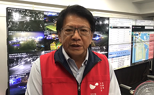 (影) 遇連假屏東燈會交通大亂！潘孟安深夜道歉