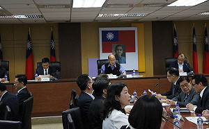 高市兩岸小組會議不直播 基進黨：有見不得人的事嗎？