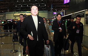 林右昌啟程訪美　首站紐約將與鄭文燦交換心得