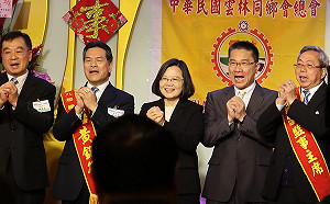 蔡英文：重新整隊後  開始感覺這個政府比較不同