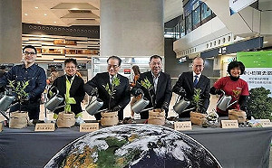 帶著小樹苗去旅行　高鐵新竹站發贈原生樹苗