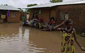 馬拉威洪災發威奪30命  23萬人無家可歸