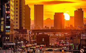 攝影愛好者快卡位！連3天台北懸日美景 鎖定忠孝東.西路口