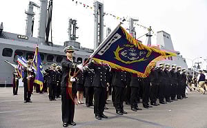 海軍敦睦遠航訓練支隊訪高雄  首位女性一級作戰艦艦長受矚目