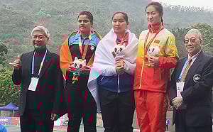 田徑／力退中國女將　洪吉嫻奪亞青鏈球首金