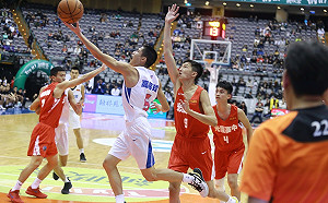 HBL／高錦瑋飆進關鍵三分　能仁驚險拿到16連勝闖進決賽