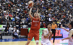 HBL／陳昱潔籃下制霸　南山斬斷普門三連霸美夢