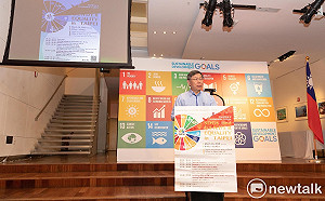 柯P訪美談能源永續  遭隨行議員吐槽與事實不符