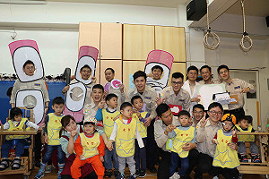 新北雁行役工隊扮牙仙子，陪慢飛天使護牙齒