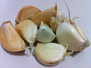 大蒜盛產蒜商不願收購？農委會批「報導偏頗」：後續蒜價看漲