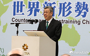 陳建仁讓位拱「蔡賴配」 侯友宜大讚：識時務者為俊傑