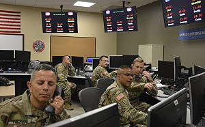 美國首次試射雙防禦導彈  太平洋成功攔截目標