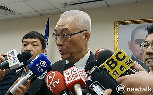 韓國瑜見中聯辦遭圍剿 吳敦義：不可能邊賣水果邊賣國