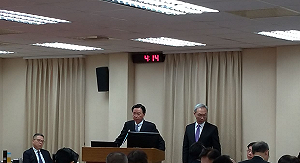 吳釗燮這句話引燃怒火 曾銘宗氣得大罵「部長你給我抹黑」