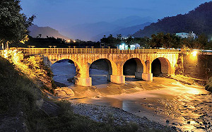 客家桐花祭》國姓鄉老客庄漫步 窺見先民生活軌跡