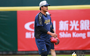 中華職棒／林書逸又開轟　黃恩賜好投克猿中信五連勝..
