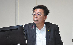 挺英派擬改初選規則？  郭國文：2020大選穩輸