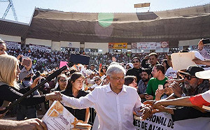 墨西哥總統效法羅賓漢  沒入貪污髒錢還給人民