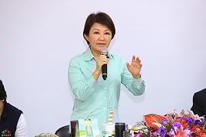 空汙都是綠營執政的錯？盧秀燕：不排除對中火提告