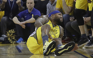 NBA／慘！勇士開賽不到5分鐘　表弟傷退不會回歸(影)