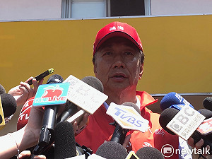 鬆口考慮選總統後拜廟  郭台銘：媽祖、關公會做民調告訴我