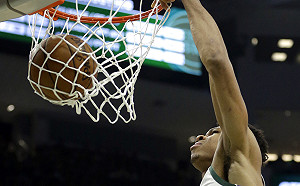 NBA／字母哥帶頭反攻  公鹿第三節打爆活塞取2連勝(影)